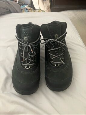 Merrell Black and Gray Women's Winter hiking boots waterproof